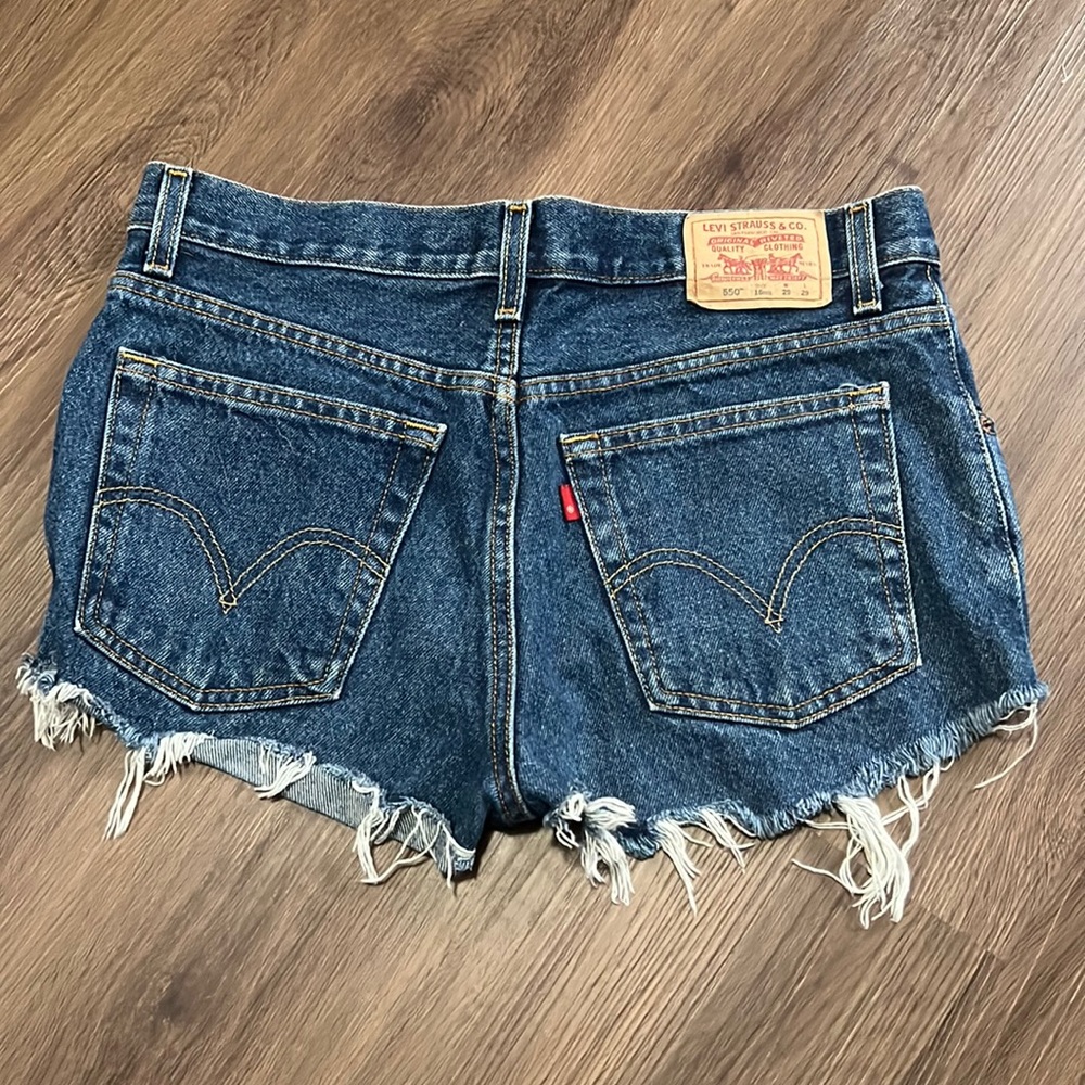 LEVI 550 SHORTS
